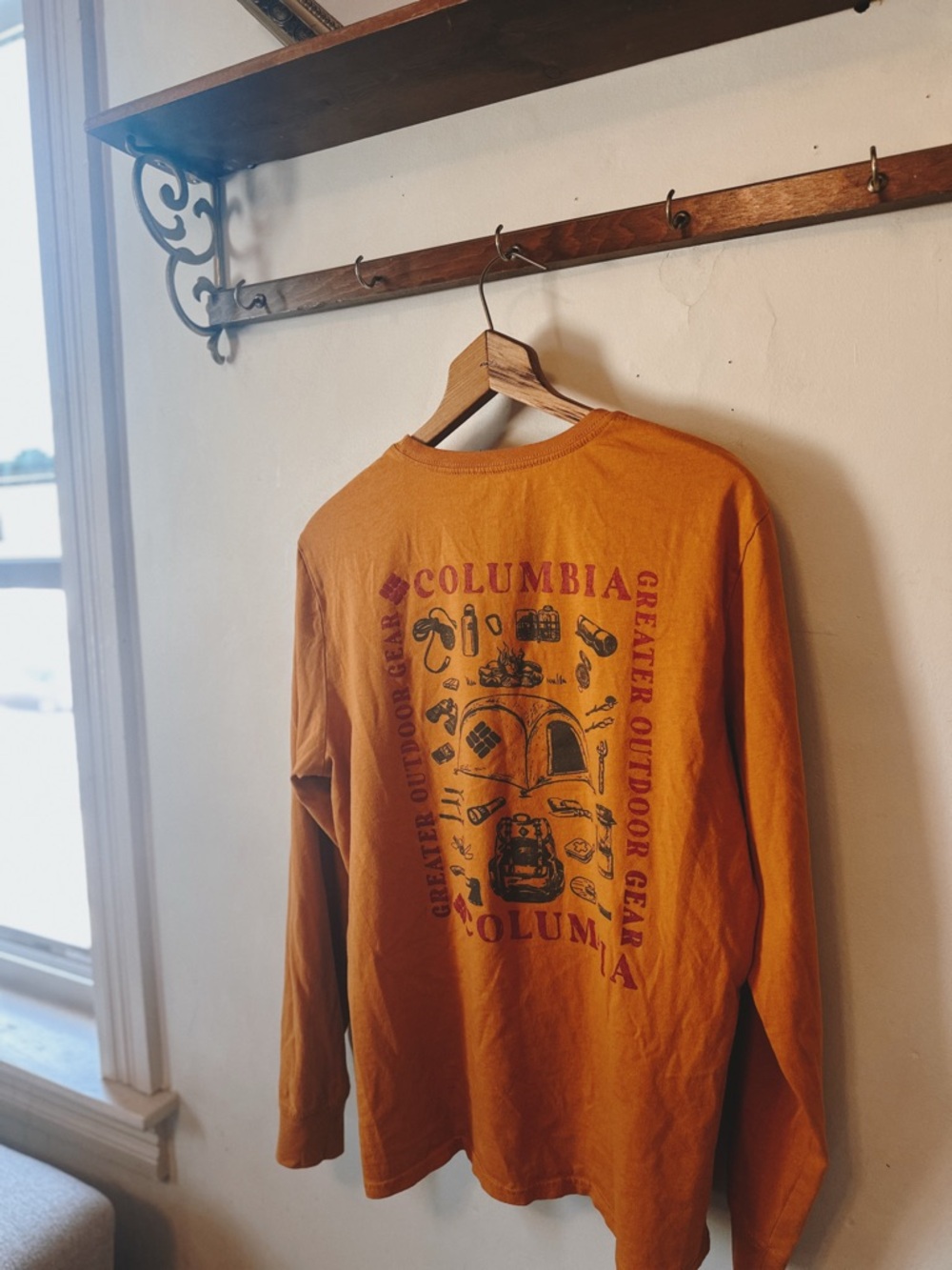 Columbia Long Sleeve Outdoor Graphic Tee
